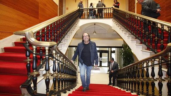 Del Fueyo, esta mañana, en el Ayuntamiento de Gijón. 