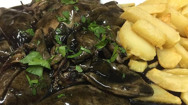 Chipirones en su tinta