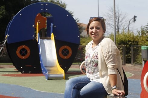 Sofía Barquero, en el parque infantil situado frente a EL COMERCIO. 