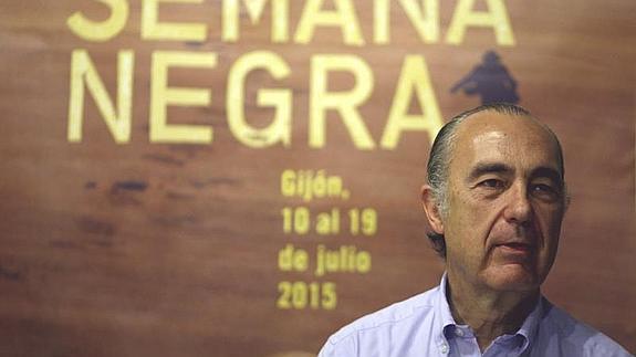 Luis Alberto de Cuenca, ayer en Gijón.