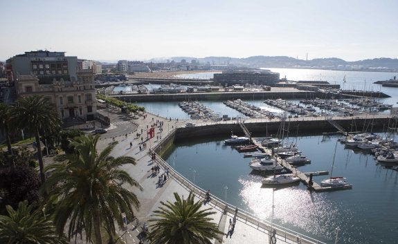 Vista general del Puerto Deportivo de Gijón, cuya gestión estrenó anteayer la empresa Nauplia. 