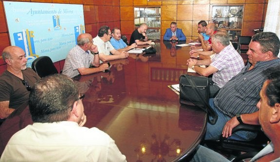 Reunión de la Coordinadora vecinal con el gobierno. 