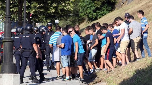 Enfrentamiento entre ultras del Oviedo y el Atlético de Madrid
