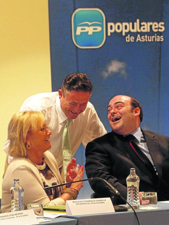 Mercedes Fernández, Joaquín Aréstegui y Agustín Iglesias Caunedo, en una reunión de la directiva regional del PP celebrada en septiembre de 2013