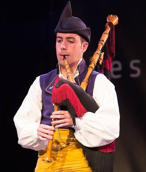 Álvaro Álvarez volvió a alzarse con el Trofeo MacCrimmon. 