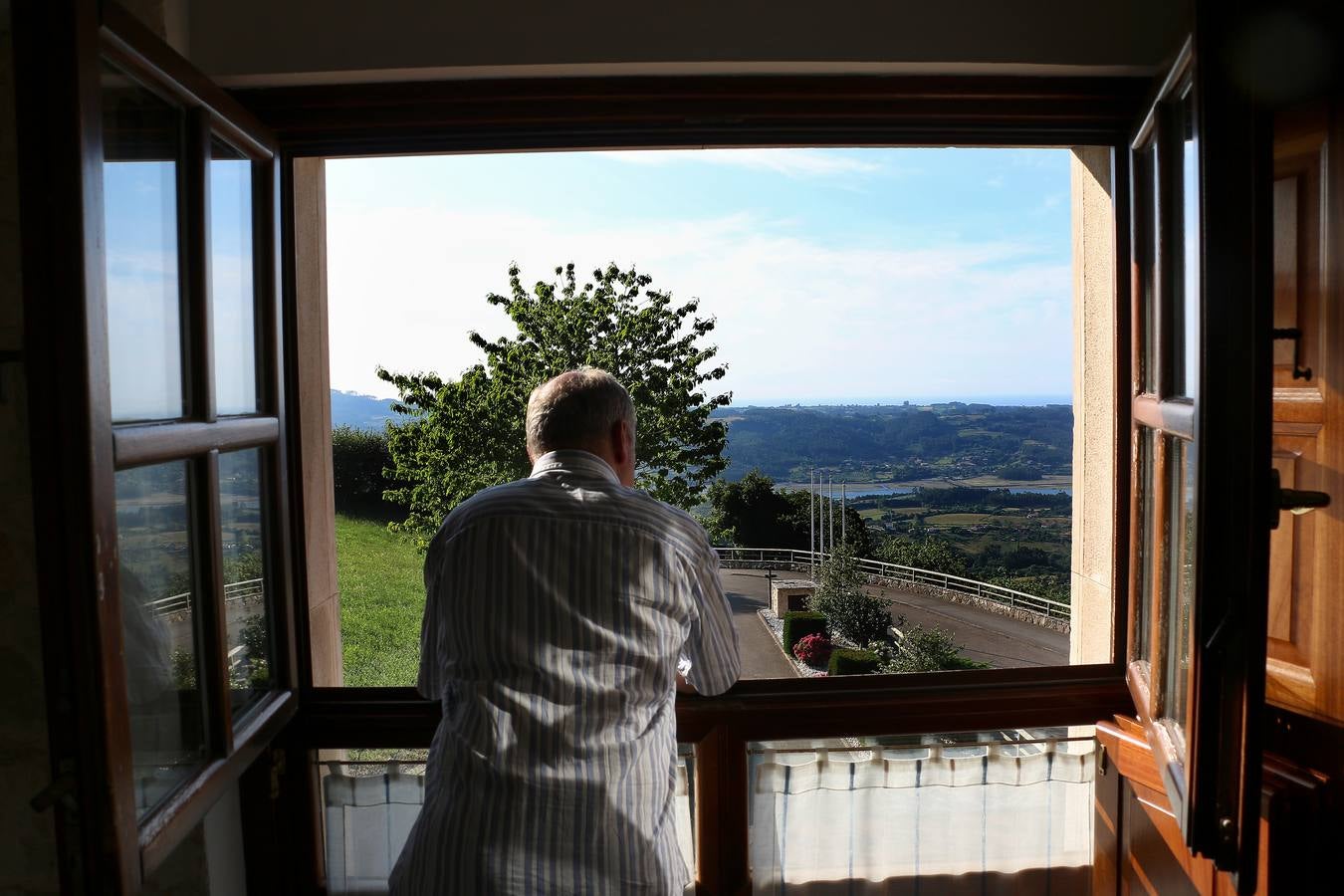 Un turista, en una casa rural de Villaviciosa.