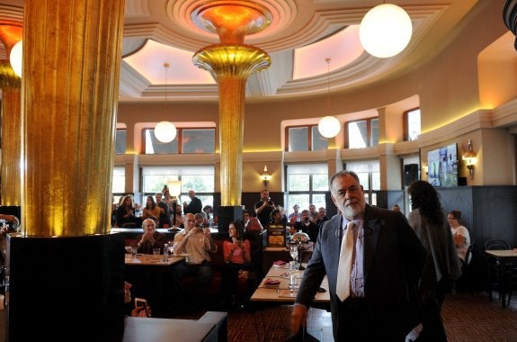 Francis Ford Coppola, en el café Dindurra. 