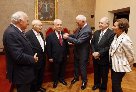 Juan Luis Rodríguez-Vigil, José Luis Pérez de Castro, Francisco Rodríguez García, Ramón Rodríguez, Vicente Gotor e Inés Ibáñez. 