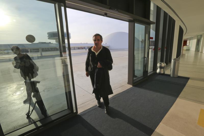 Vicente Domínguez, el pasado lunes, entra en el Centro Niemeyer