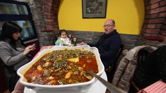 Cudillero celebrará las I Jornadas Gastronómicas de la Fabada y el Pote Asturiano.