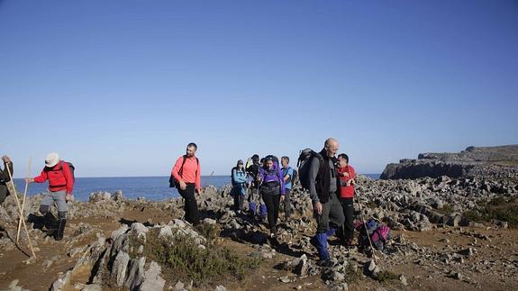 Se suspende por hoy la búsqueda en el entorno de los Bufones de Pría del joven cangués desaparecido