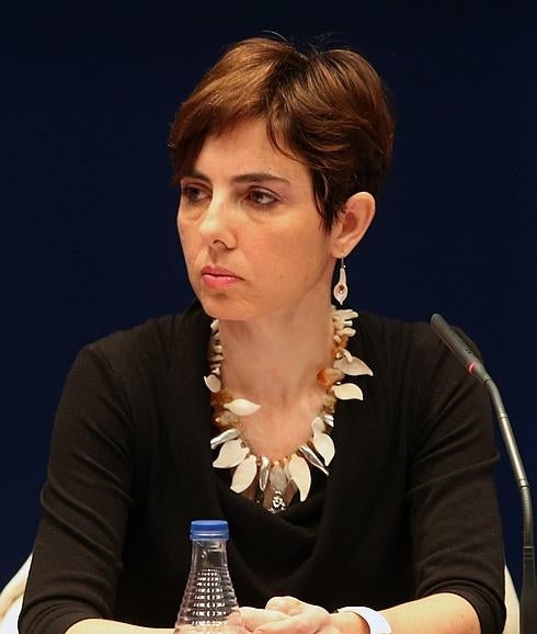 Emma Ramos.