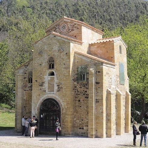 San Miguel de Lillo.