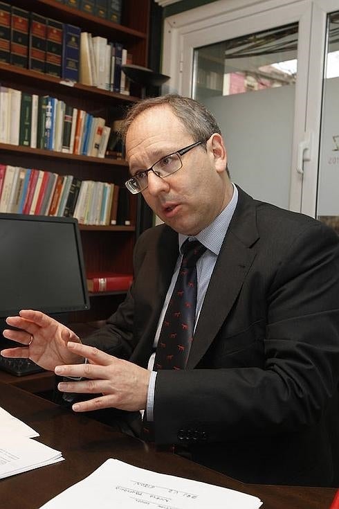 «Pelear contra la Administración es complicado. Es David contra Goliat»