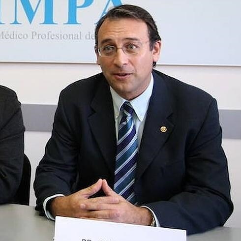 Javier Alberdi, presidente del Sindicato Médico. 
