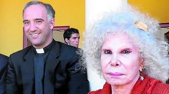 t Amistad. En los últimos años de Cayetana de Alba, Ignacio Jiménez Sánchez-Galp ejerció como confesor personal de la duquesa de Alba, a la que casó con Alfonso Díez. 