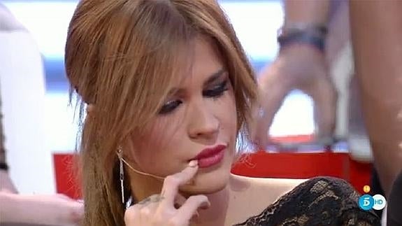 ¿Por qué llora Ylenia?