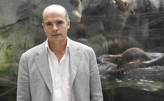 Iñaki Aguinaga, en el Acuario gijonés, en 2012. 