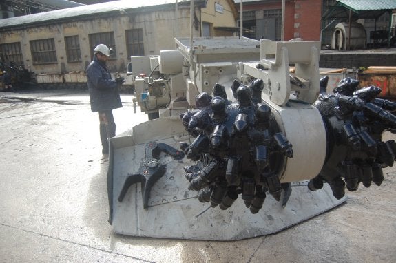 Uno de los minadores adquiridos por Hunosa. 