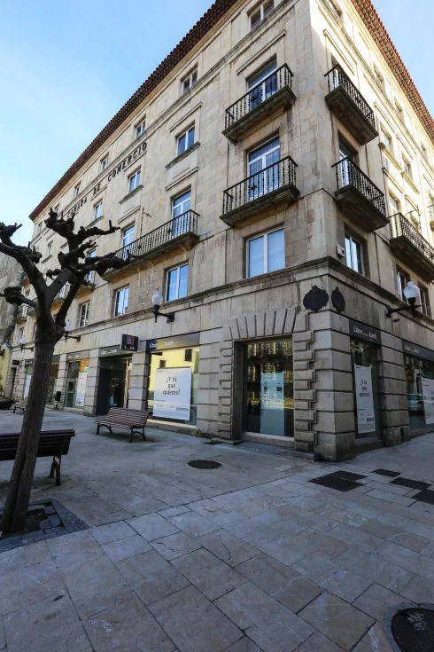 La oficina emblemática de Liberbank en Avilés, situada en la plaza de Camposagrado. 