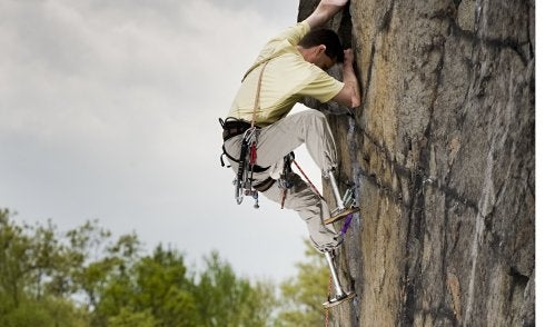 Hugh Herr, en plena escalada. 