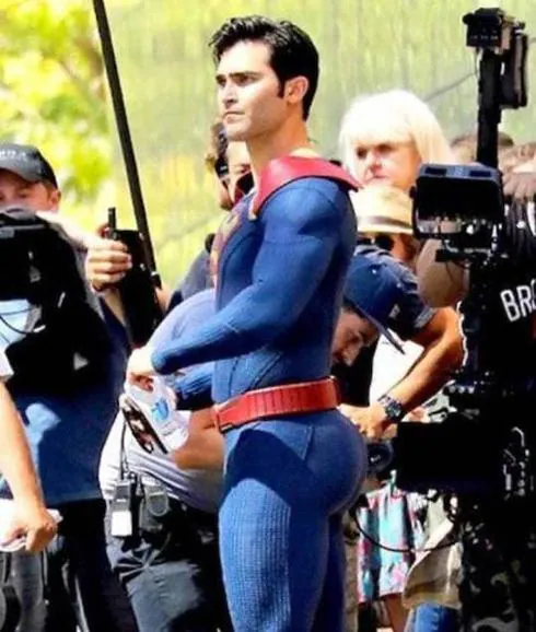 El trasero del nuevo Superman incendia las redes