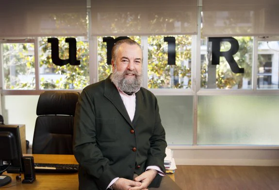 Javier Tourón, en su despacho de la Universidad Internacional de La Rioja. 