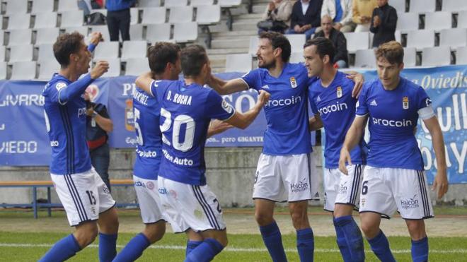 El Real Oviedo vuelve a ganar en el Carlos Tartiere