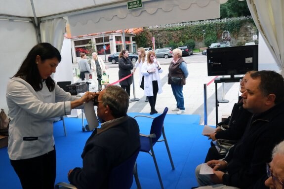 Los vecinos de Mieres se interesan por su salud visual