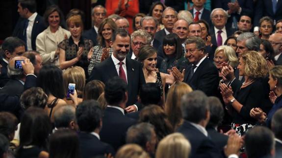 Los Reyes, entrando al Campoamor.