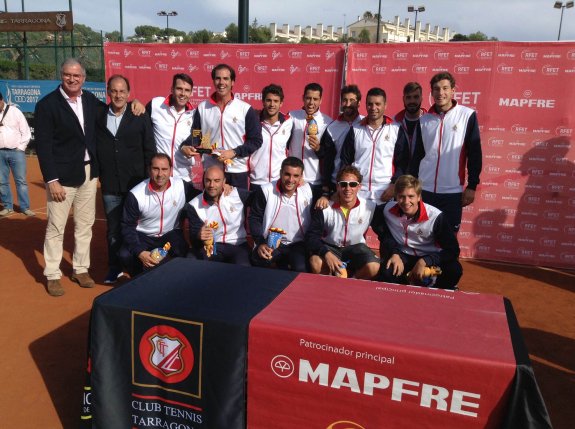 Pablo Carreño, primero por la derecha en la fila de arriba. 