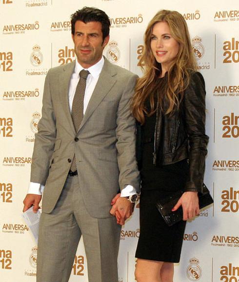 Atracan a Luis Figo