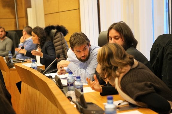 El Pleno ordinario celebrado ayer en el Ayuntamiento de Siero. 