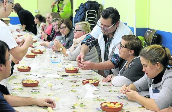 Asistentes al taller realizado ayer. 