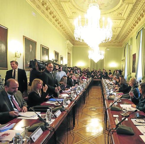 El Gobierno y las autonomías allanan  el camino para reformar la financiación