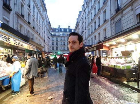 Pablo García Guerrero, por las calles de París. 