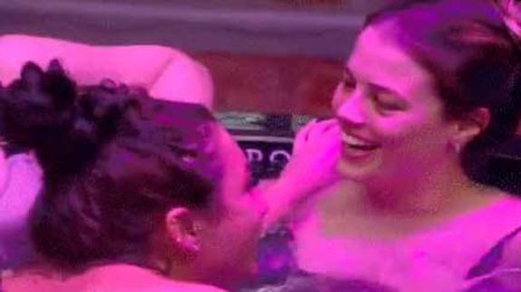 Gran Hermano VIP: La escena subida de tono entre Elettra y Alyson