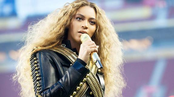 Beyoncé y Jay-Z esperan gemelos