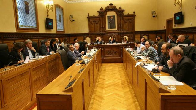 El Ayuntamiento de Gijón urge a Fomento a reactivar el plan de vías
