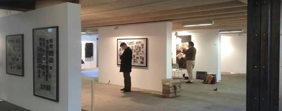 Cuadros de Jesús Herrera, en las paredes de ATM, en JustMad. 