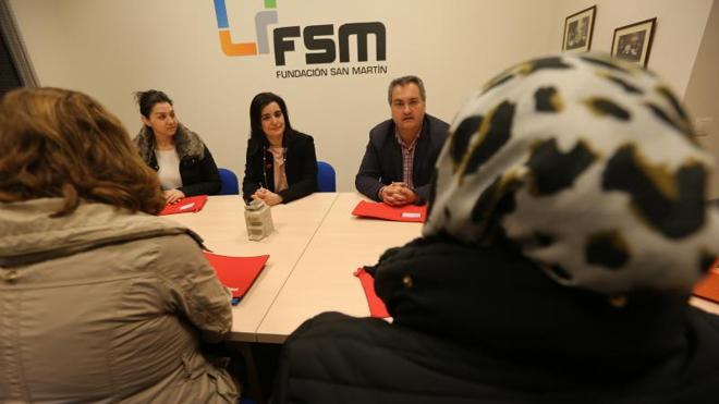 El Principado entrega cuatro viviendas de alquiler en Avilés