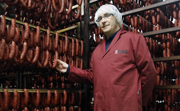 «Un chorizo asturiano no es un producto ultraprocesado»