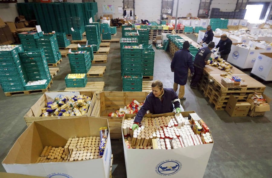 Nave utilizada por el Banco de Alimentos. 