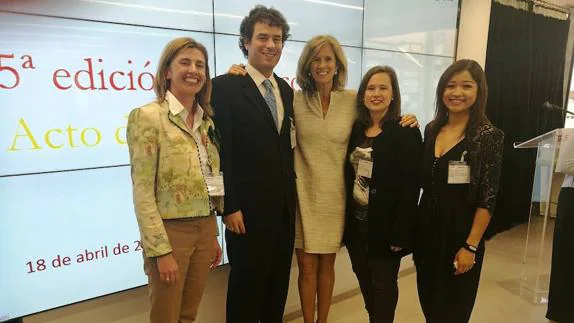 Eva Pando, Ramón Rubio, Cristina Garmendia, Raquel Gallego y Mariel Díaz.