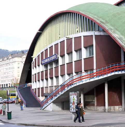 El Palacio de los Deportes, construido con proyecto de Ildefonso Sánchez del Río. 