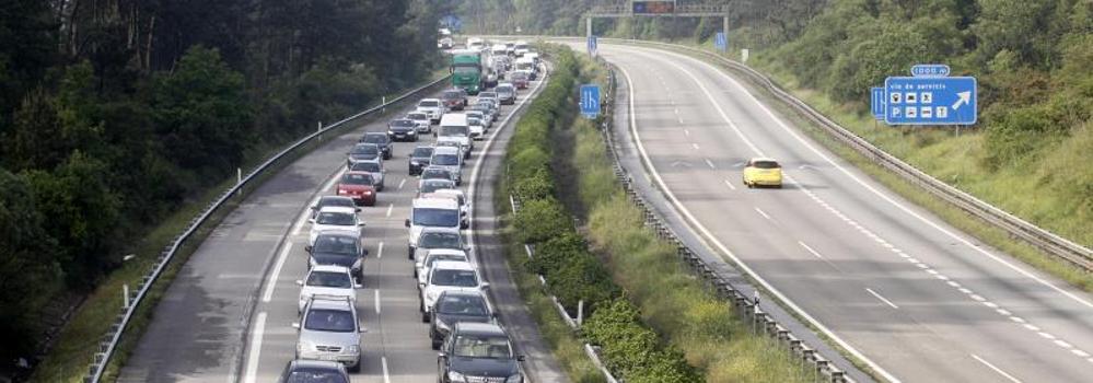 El nudo de Serín registra una alta afluencia de vehículos