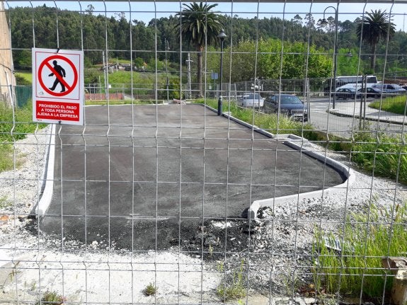 El parque se encuentra cerrado por obras desde enero. :: P. G.-P.