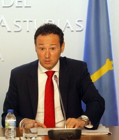 Guillermo Martínez.