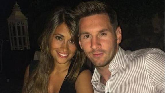 Messi y Antonella. 