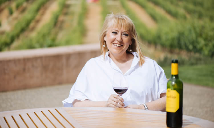 «España es un consumidor de tintos, pero en La Rioja hacemos también grandes vinos blancos»